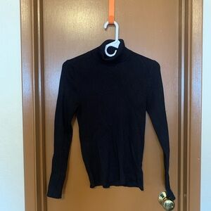 Nine West medium black ribbed turtleneck